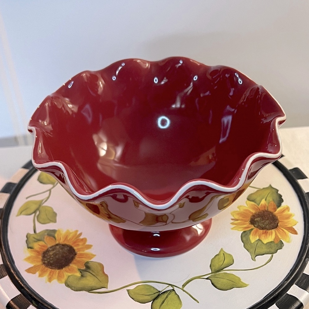Longaberger Red Scalloped Ceramic Bowl
